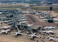 Heathrow Havalimanı Kraliçe için 3 saat kapanacak