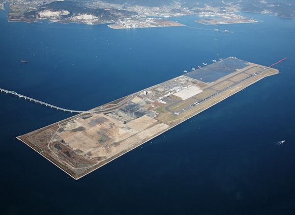 Kitakyushu Havalimanı pisti 500 metre uzatılıyor