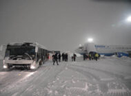 IST’te uçakta mahsur kalan yolcular tahliye edildi