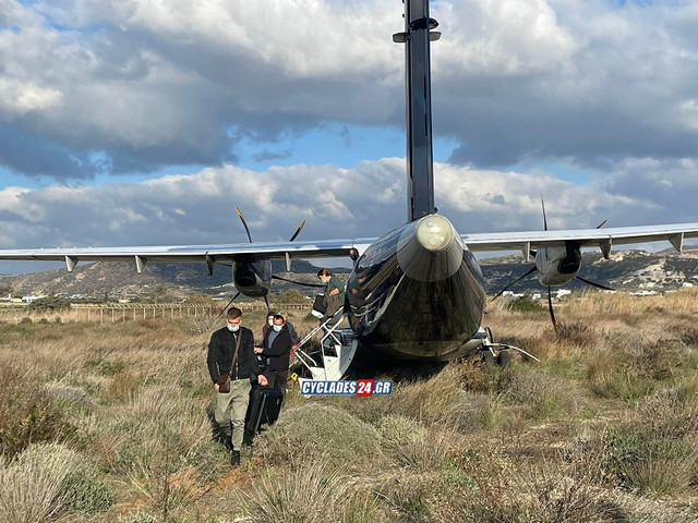 Olympic Air’in ATR-42’si inişte pistten çıktı