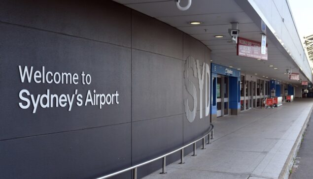 Avusturalya, 704 gün sonra havalimanlarını açtı