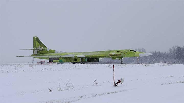 Modernize edilen Tu-160M, ters yönede füze atacak