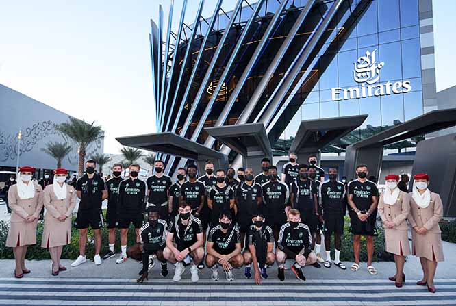 Emirates, Arsenal Futbol Kulübünü ağırladı