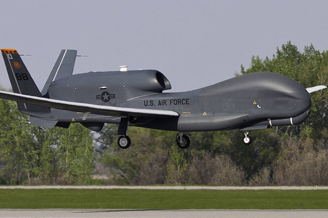 ABD’nin Global Hawk’ı Ukrayna semalarında görüldü
