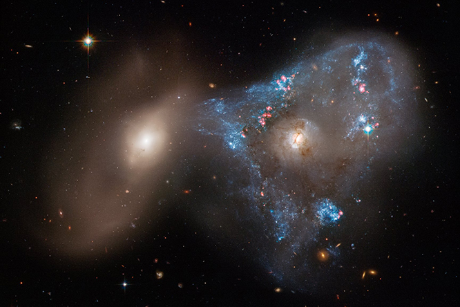 Hubble, “Uzay Üçgenini” yakaladı