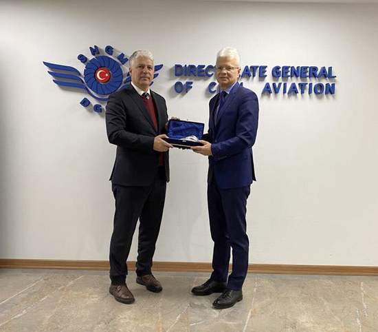 Litvanya büyük elçisi SHGM’yi ziyaret etti