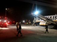 Ryanair uçağı Katoviçe’de inişte pistten çıktı