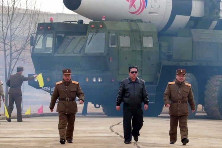 Kim Jong-un, “Durulamaz askereri güç yaratacağız”