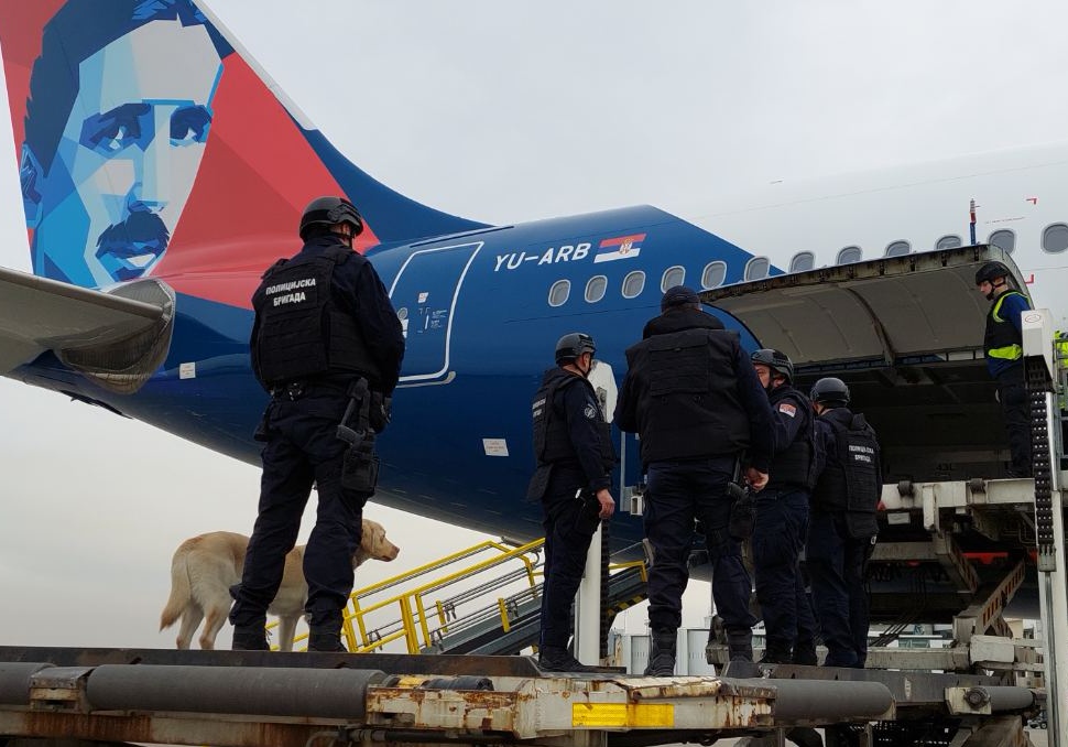 Air Serbia uçağına yine bomba ihbarı yapıldı