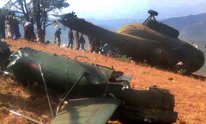 Myanmar Hava Kuvvetleri’nin Mi-17 helikopteri düştü