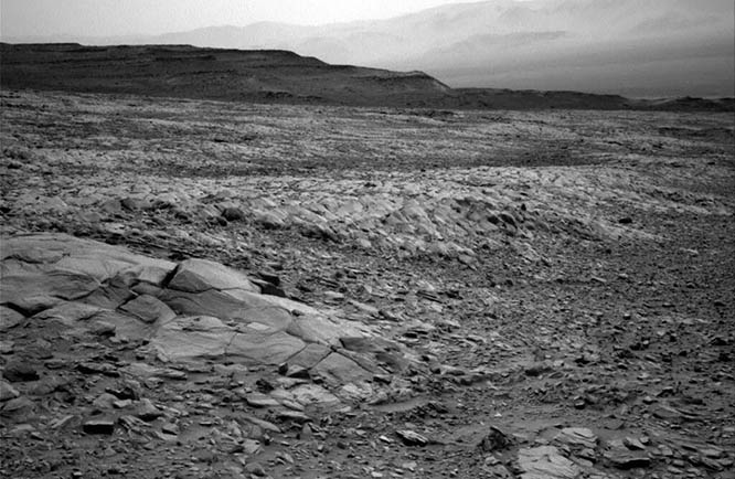 Curiosity, Kızıl Gezegen’de yeni bir taşlık arazi keşfetti