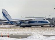 Covid-19 kiti taşıyan Rus An-124 Kanada’da mahsur kaldı