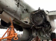 Su-25 uçağı ağır hasarla üsse döndü
