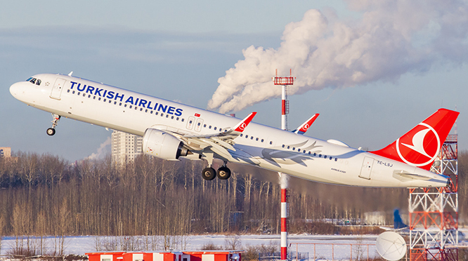 THY, 1 Nisan’da St. Petersburg-Antalya uçuşlarına başlıyor