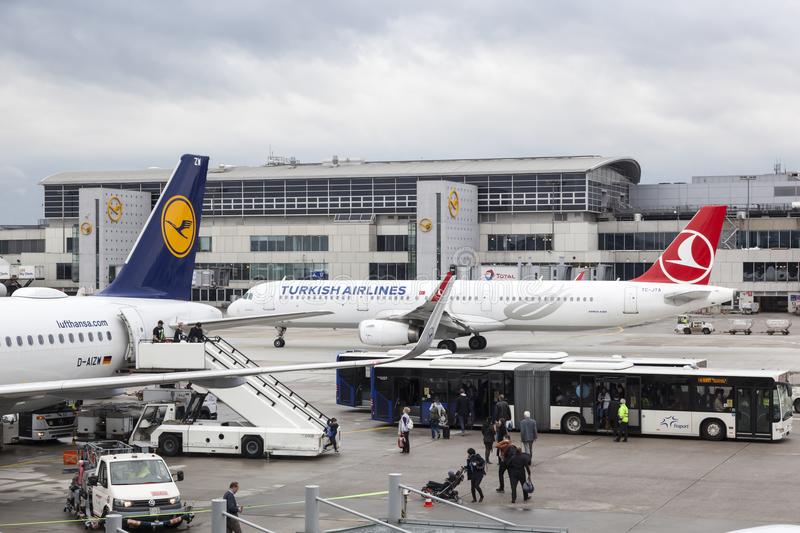 Frankfurt Havalimanı’nda uçuşlar azaltılıyor