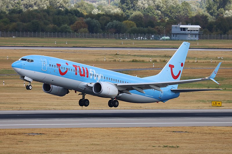 TUIfly’ın B737-800’ü acil indi