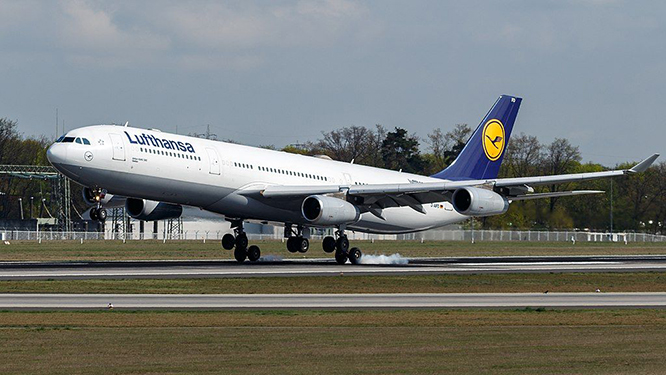 Lufthansa uçağını flap arızası geri döndürdü