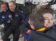 İlk sivil astronot ekibi UUİ’ye ulaştı