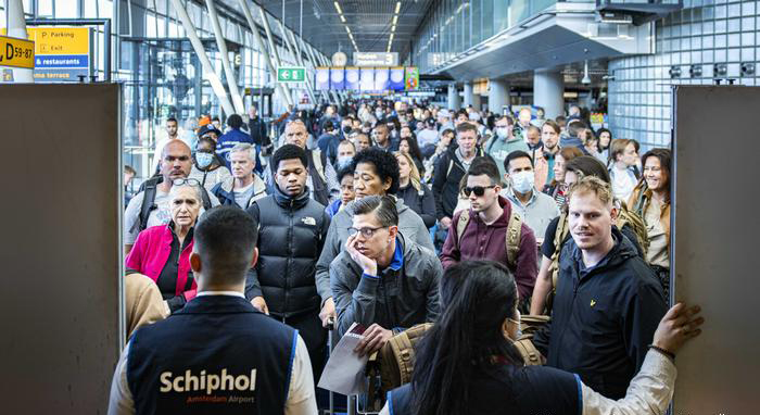 Schiphol’de yolcu sayısı geçen yıla göre yüzde 47 arttı