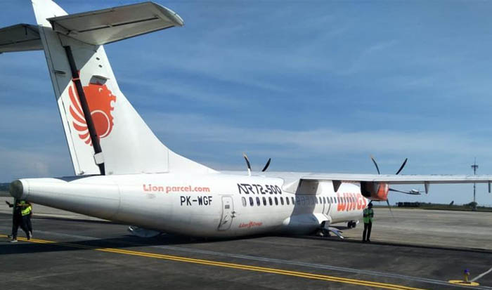 Wings Air’in ATR-72’si havalimanının kanalına düştü