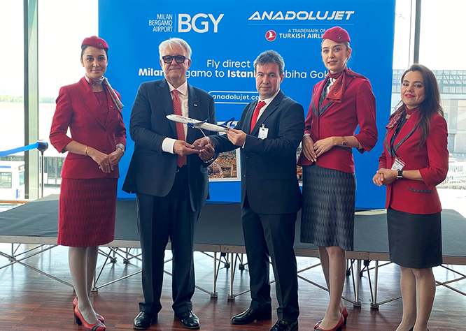 AnadoluJet, İSG-Milano uçuşlarına başladı