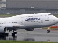 Lufthansa’nın B747-8’i kabindeki koku nedeniyle geri döndü