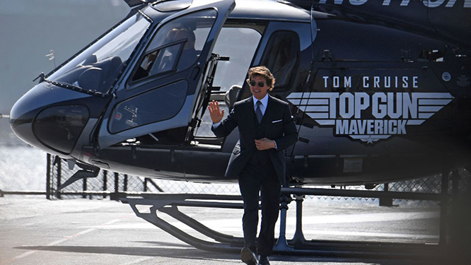 Tom Cruise’ten havalı prömiyer