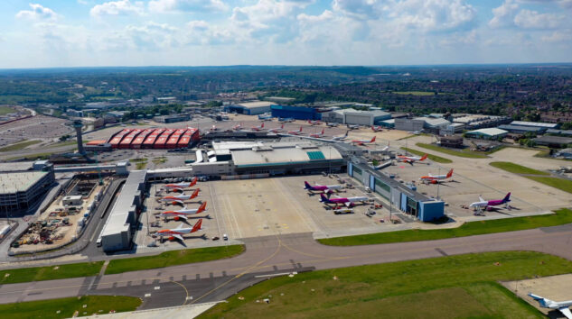 Luton Havalimanı yolcu sayısını 32 milyona çıkaracak