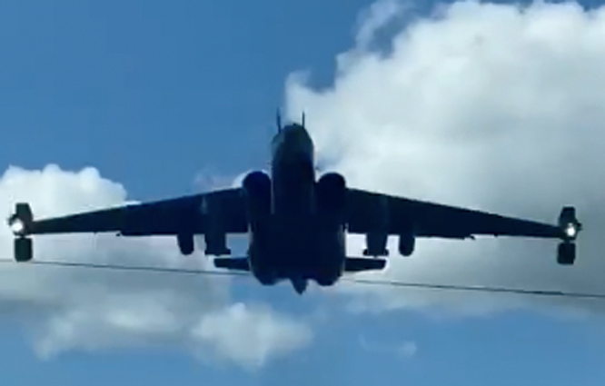 Rusya’da Su-25 eğitim uçuşunda düştü