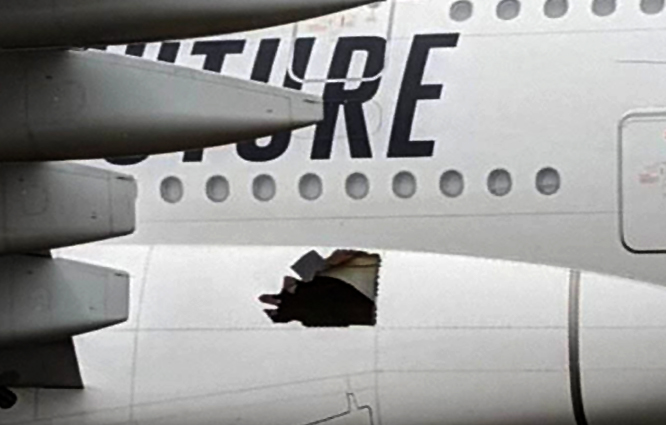 Emirates’in A380’i kalkışta lastik patlattı
