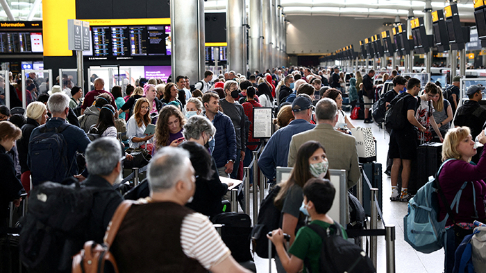 Heathrow Havalimanı son 40 yılın yolcu sayısını yakaladı