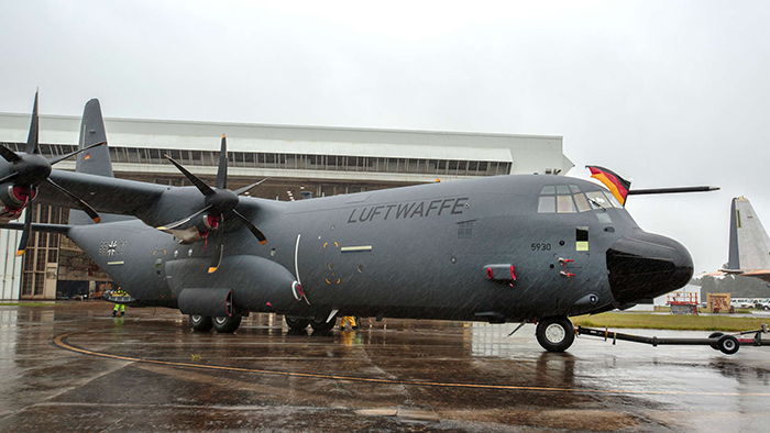 Alman Hava Kuvvetleri 3’ncü C-130 uçağını aldı