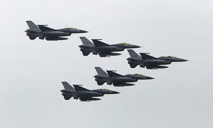 Çin, Tayvan’a 103 savaş uçağı gönderdi
