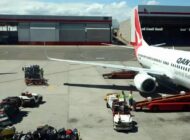 Qantas, üst düzey yöneticilerini bagaj yüklemeye çağırdı