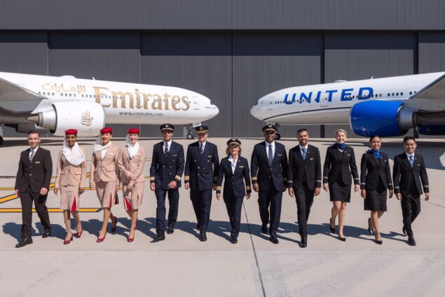 Emirates ve United pazar payını genişletiyor