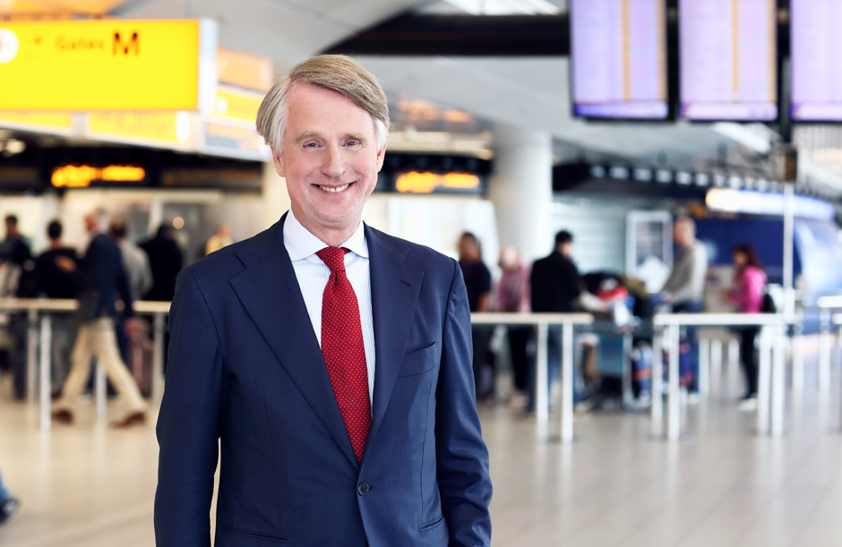 Schiphol’de CEO Dick Benschop istifa etti