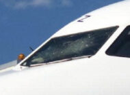 BA uçağının kokpit camı çatladı Atina’ya indi