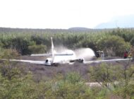 Metroliner tipi uçak Meksika’da boş araziye acil indi