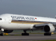 Singapur’un B77-300 uçağı acil indi