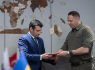 Selçuk Bayraktar’a Ukrayna’dan Devlet Liyakat Nişanı