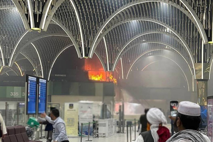Bağdat Havalimanı’nda yangın