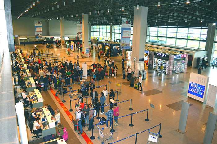 Üsküp Havalimanı’nın hedefi 2 milyon yolcu