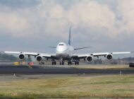 Üretim bandından çıkan son B747-8F ilk test uçunu yaptı