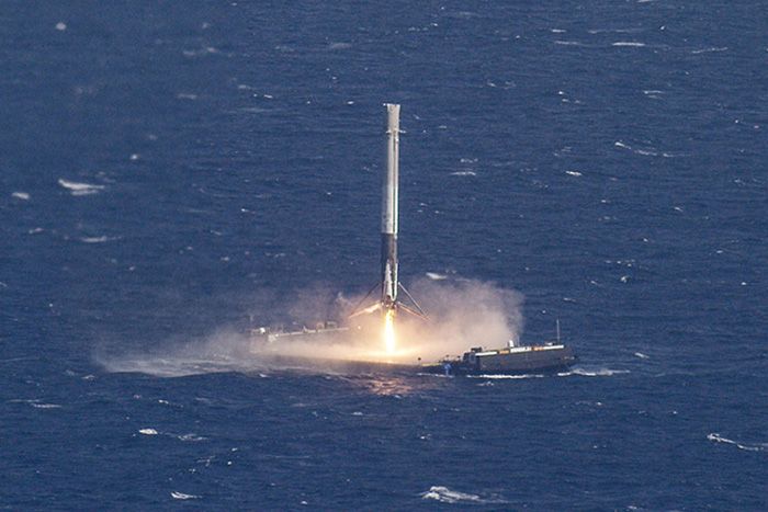 SpaceX, Starlink ile 54 uydu daha gönderdi