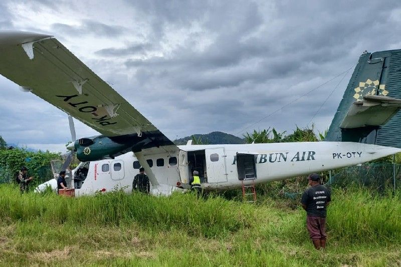 Endonezya Papua’da DHC-6 inişte pistten çıktı