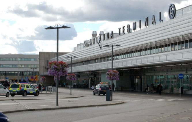 Arlanda Havalimanı’nda bomba alarmı