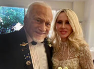 Buz Aldrin doğum gününde, 93 yaşında evlendi