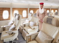 Emirates, yenilenen ilk A380 ile uçmaya başladı