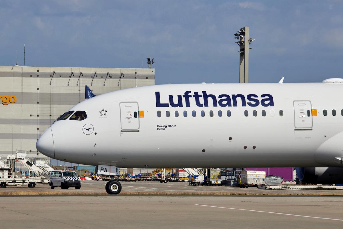 Lufthansa 3’ncü B787-9 Dreamliner filosuna kattı