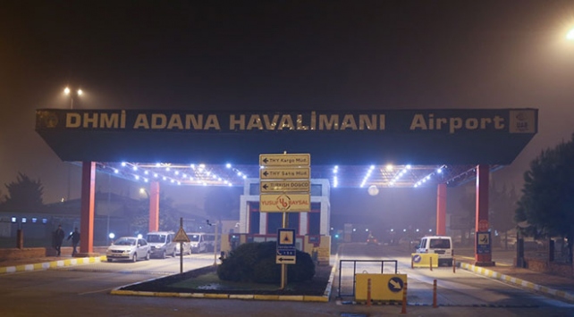 Adana Havalimanı’da uçuşlara kapatıldı